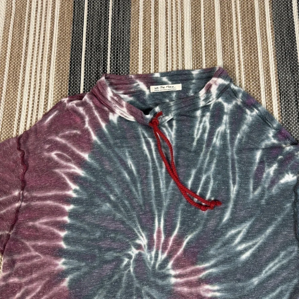 Free People Best‎ Catch Tie Dye Long Sleeve Top Size Medium Women